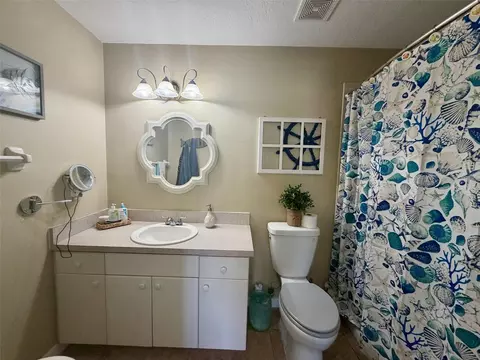 Bath - 107 Douglas St, Edgewater, FL 32141 photo 3 of 5