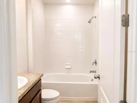 Bath - 4932 Olivia Ct, Saint Cloud, FL 34772 photo 1 of 1