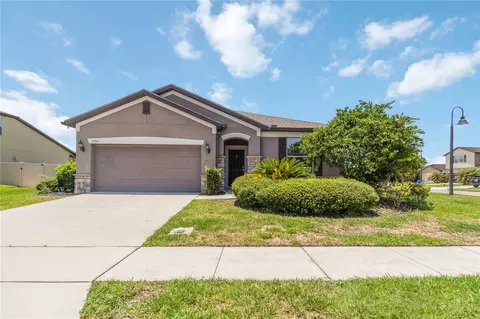Exterior - 3900 Baja Dr, Saint Cloud, FL 34772 photo 4 of 6