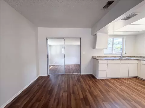 607 33rd Avenue Dr E, Bradenton, FL 34208 photo 8