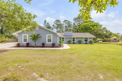 Exterior - 106 Pine Tree Dr, Ormond Beach, FL 32174 photo 2 of 31