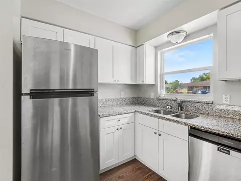 Kitchen - 308 Vaniman Ave, Winter Haven, FL 33880 photo 3 of 3