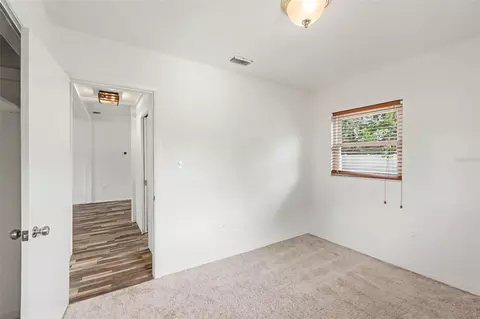 Bedroom - 313 Miller Mac Rd, Apollo Beach, FL 33572 photo 5 of 10