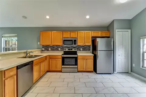 Kitchen - 4305 Mutter Rd, Saint Cloud, FL 34769 photo 2 of 2
