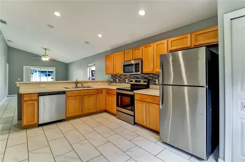 Kitchen - 4305 Mutter Rd, Saint Cloud, FL 34769 photo 1 of 2