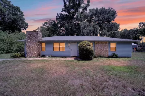 Exterior - 945 NW 64th Pl, Ocala, FL 34475 photo 2 of 7