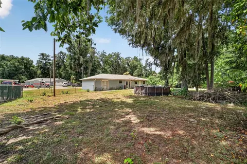 Exterior - 945 NW 64th Pl, Ocala, FL 34475 photo 6 of 7