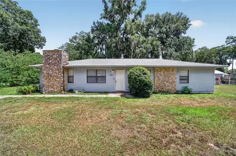 Exterior - 945 NW 64th Pl, Ocala, FL 34475 photo 1 of 7