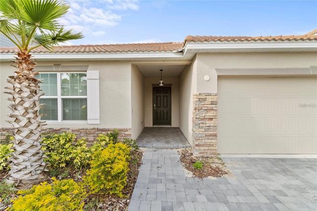 1154 Oak Bluff Dr, Davenport, FL 33837