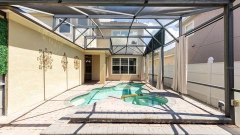 Exterior - 12912 Droxford Rd, Windermere, FL 34786 photo 9 of 10