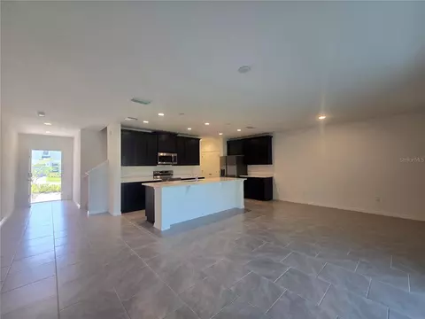 2552 Starry Pt, Saint Cloud, FL 34769 photo 3