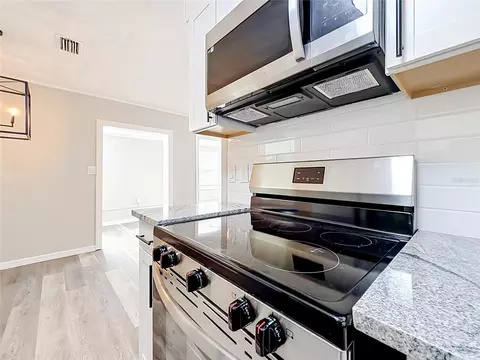 Kitchen - 1504 NW 19th Ct, Ocala, FL 34475 photo 5 of 5