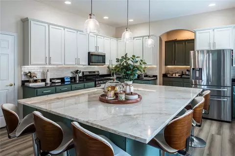 Kitchen - 4642 River Gem Ave, Windermere, FL 34786 photo 2 of 4
