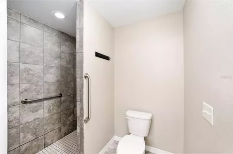Bath - 6 Juniper Pass Dr, Ocala, FL 34480 photo 3 of 5