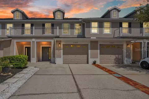 1259 Falling Star Ln, Orlando, FL 32828