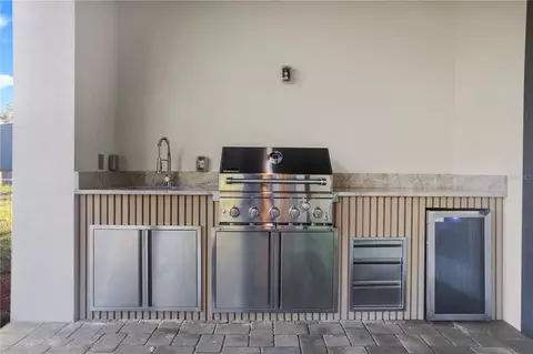 Kitchen - 30643 Apricot Ave, Eustis, FL 32736 photo 8 of 8