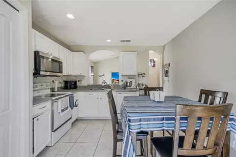 2944 Cool Breeze Cir, Saint Cloud, FL 34769 photo 12