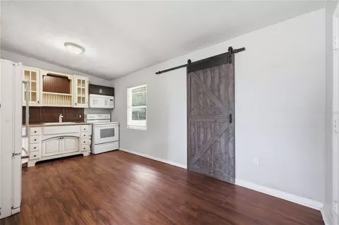 615 Danvers St, Eustis, FL 32726 photo 9