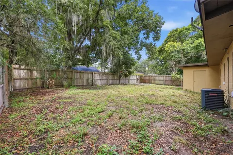 615 Danvers St, Eustis, FL 32726 photo 17