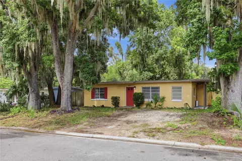 615 Danvers St, Eustis, FL 32726 photo 4