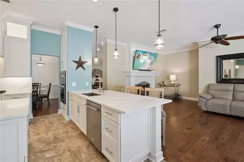 Kitchen - 1215 Gray Ct, Eustis, FL 32726 photo 6 of 11