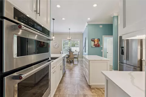 Kitchen - 1215 Gray Ct, Eustis, FL 32726 photo 3 of 11