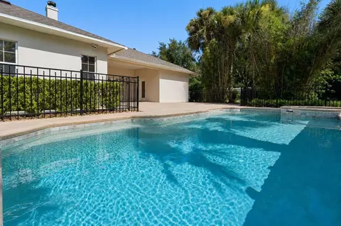Exterior - 1215 Gray Ct, Eustis, FL 32726 photo 8 of 16