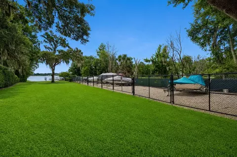 Exterior - 1215 Gray Ct, Eustis, FL 32726 photo 14 of 16