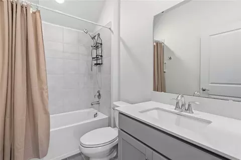 Bath - 6448 Pine Fork Aly, Saint Cloud, FL 34769 photo 1 of 3
