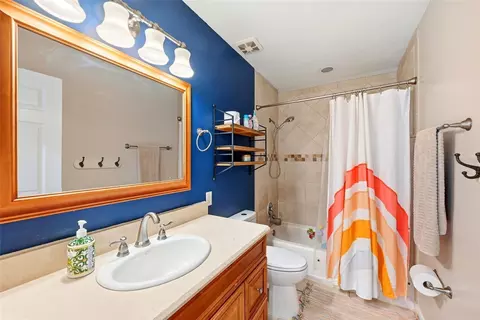 Bath - 1311 Olympia Park Cir, Ocoee, FL 34761 photo 4 of 4
