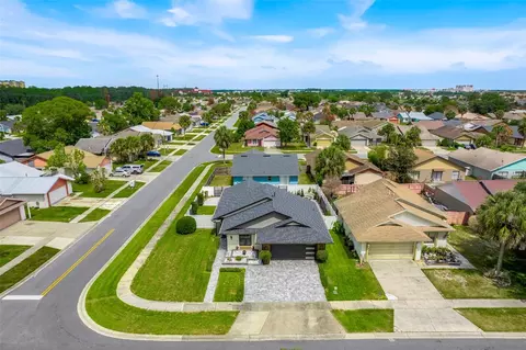 3233 Owassa Ct, Kissimmee, FL 34746