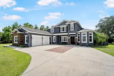Exterior - 2630 Franklin Rd, Saint Cloud, FL 34771 photo 2 of 4