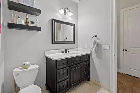 Bath - 2630 Franklin Rd, Saint Cloud, FL 34771 photo 5 of 6