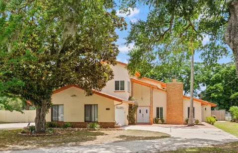 1161 W Lake Brantley Rd, Altamonte Springs, FL 32714