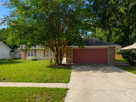 3260 Mary Ln, Mount Dora, FL 32757