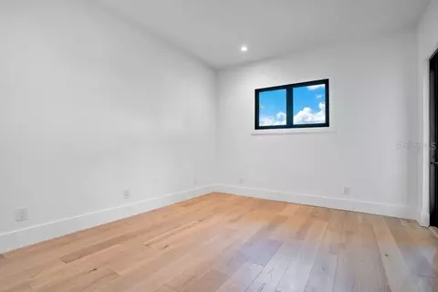Bedroom - 8342 Boyla Ct, Windermere, FL 34786 photo 10 of 11
