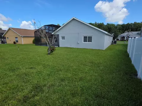 Exterior - 881 Seneca Trl, Saint Cloud, FL 34772 photo 3 of 6