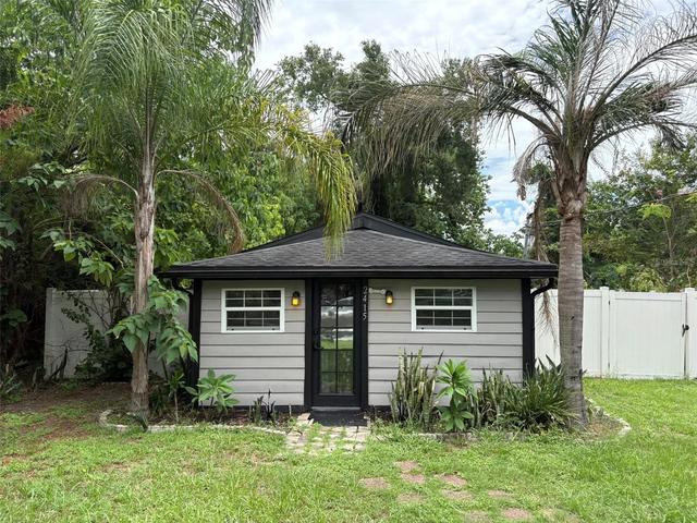 2415 Mayer St, Orlando, FL 32806