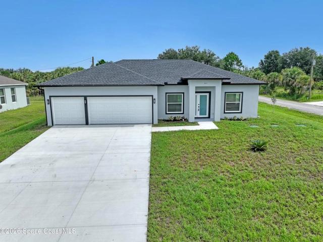601 Yardley St SW, Palm Bay, FL 32908