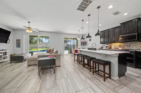 Entry Way - 1374 Merion Dr, Mount Dora, FL 32757 photo 2 of 2