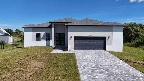 9500 Galaxie Cir, Port Charlotte, FL 33981