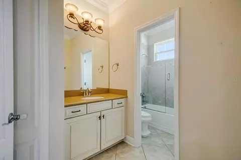 Bath - 2629 Tree Meadow Loop, Apopka, FL 32712 photo 4 of 4