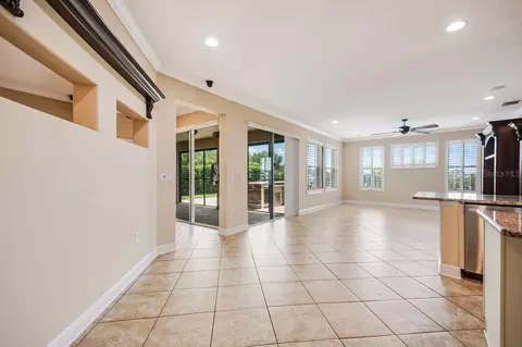 Living - 2629 Tree Meadow Loop, Apopka, FL 32712 photo 2 of 6