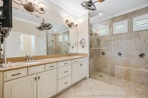 Bath - 2629 Tree Meadow Loop, Apopka, FL 32712 photo 1 of 4