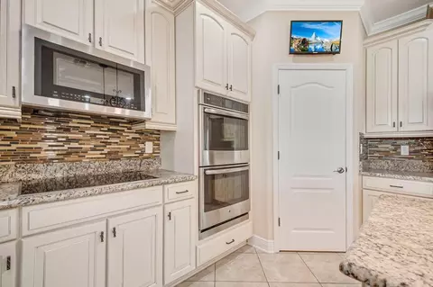 Kitchen - 2629 Tree Meadow Loop, Apopka, FL 32712 photo 1 of 4
