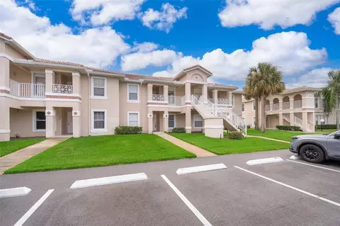 13403 Fairway Glen Dr #203, Orlando, FL 32824