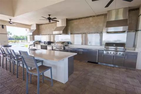 Kitchen - 2606 Meadowedge Loop, Saint Cloud, FL 34772 photo 9 of 10