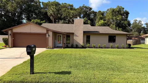 898 Crittenden Ave, Orange City, FL 32763