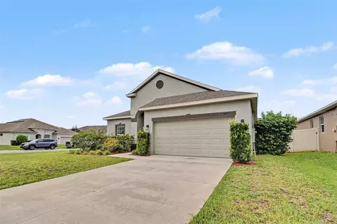 Exterior - 5423 Dove Cottage Ln, Saint Cloud, FL 34771 photo 2 of 6