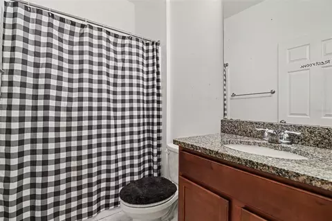 Bath - 5423 Dove Cottage Ln, Saint Cloud, FL 34771 photo 2 of 2